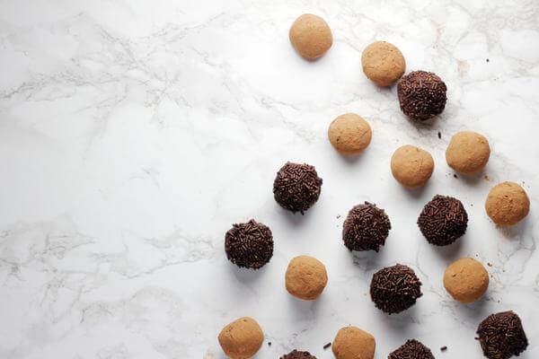 Almond Butter Energy Bites